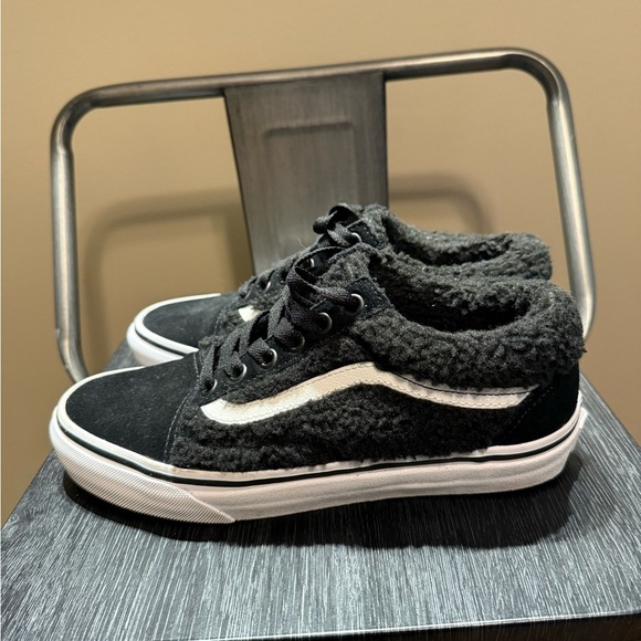 Vans Faux Fur Black Sneakers - Picture 4 of 10